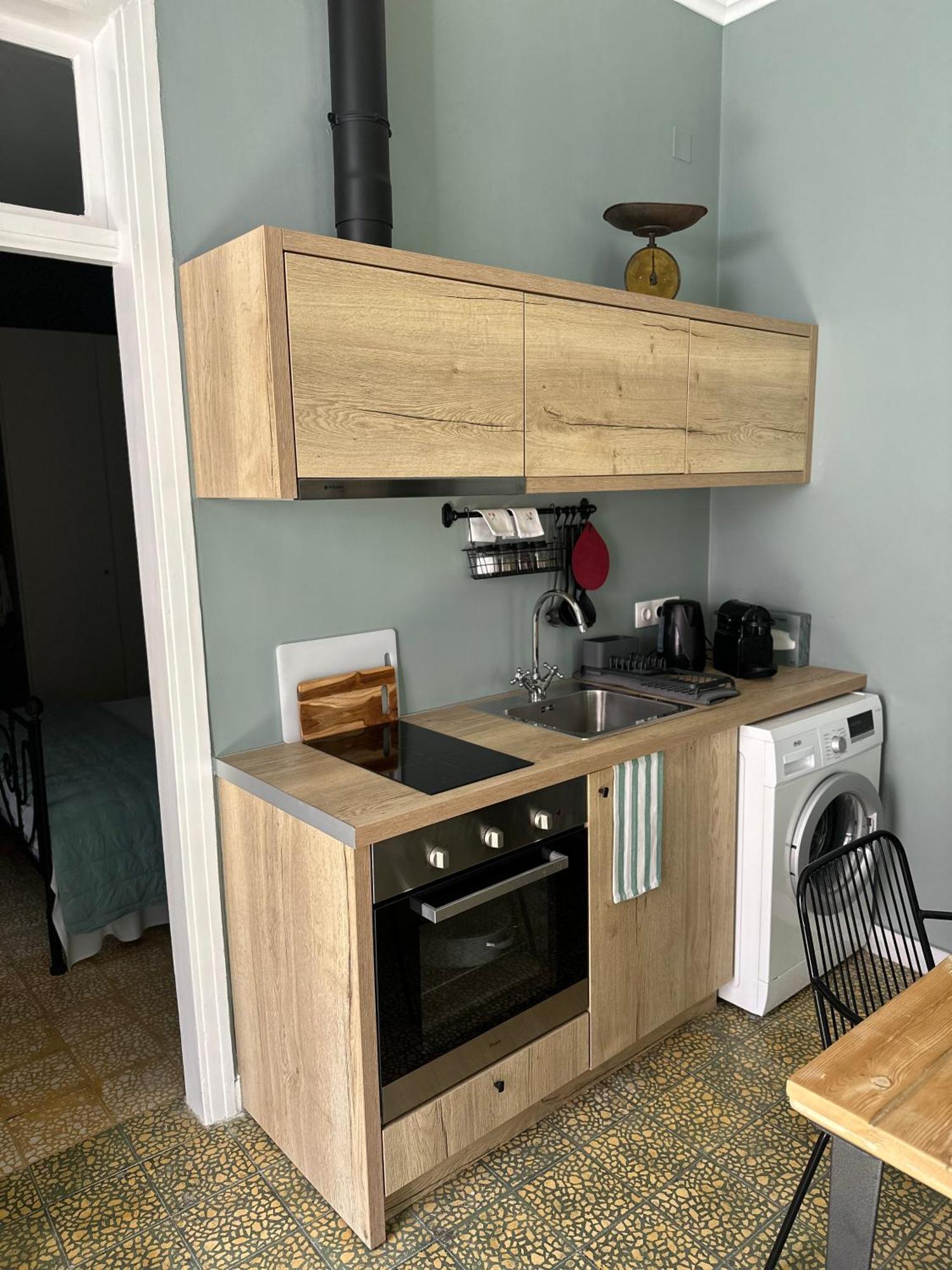 Stone Guest House In The City 이라클리온 외부 사진